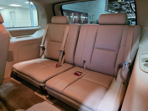 Used 2013 GMC Yukon Denali AWD/4WD image 20