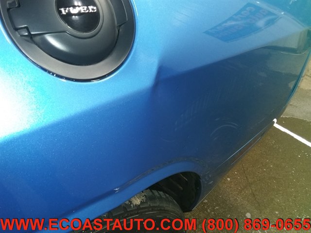 Used 2015 Dodge Challenger R/T RWD image 19