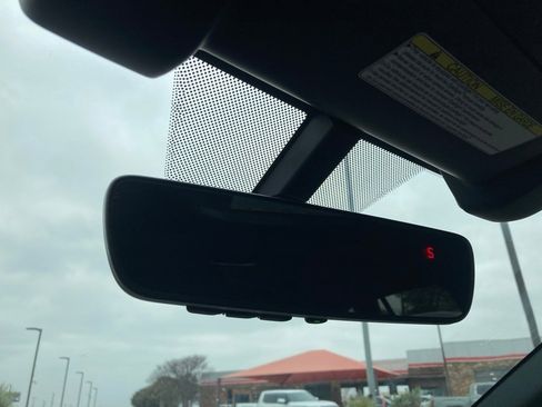 Used 2022 Subaru Outback Wilderness w/ Wilderness Package image 25