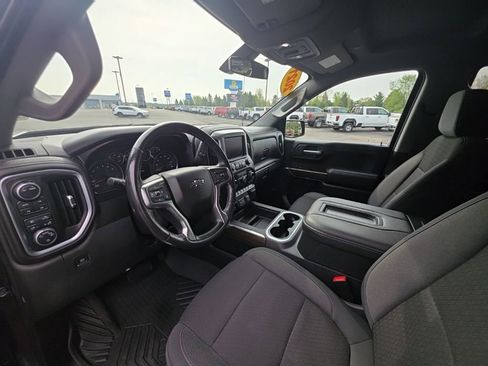 Used 2021 Chevrolet Silverado 1500 LT Trail Boss w/ Convenience Package II AWD/4WD image 17