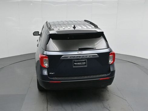 Certified 2022 Ford Explorer XLT image 44