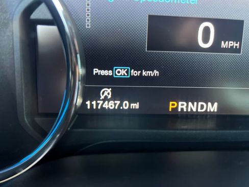 Used 2017 Ford F150 Platinum w/ Equipment Group 701A Luxury image 23