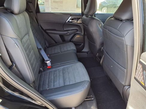 Used 2026 Mitsubishi Outlander SE AWD/4WD image 10