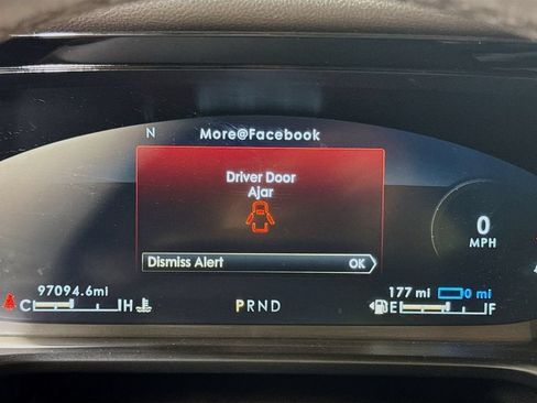 Used 2022 Lincoln Aviator Grand Touring w/ Equipment Group 301A AWD/4WD image 10