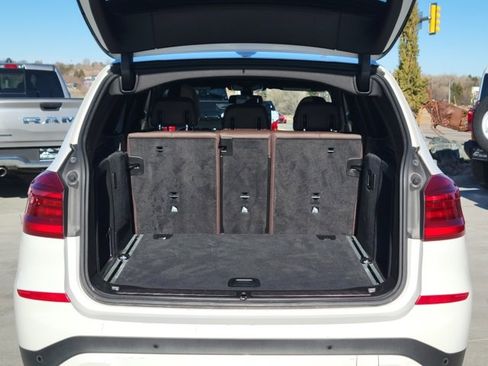 Used 2018 BMW X3 xDrive30i w/ Premium Package image 14