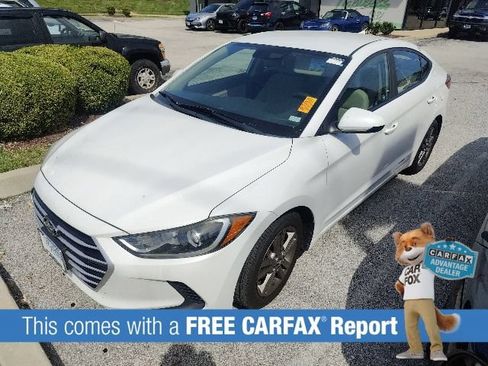 Used 2017 Hyundai Elantra SE FWD image 2