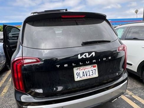 Used 2024 Kia Telluride S w/ S Sunroof Package image 11