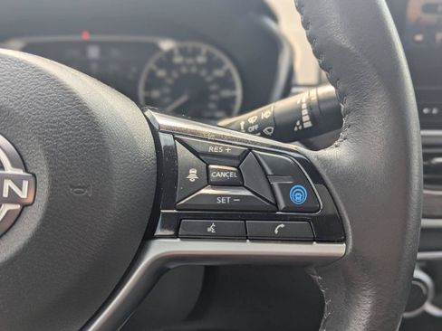 Used 2023 Nissan Altima 2.5 SV w/ SV Premium Package AWD/4WD image 15