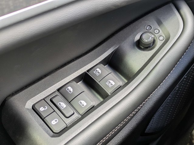 New 2026 Jeep Grand Cherokee Altitude RWD image 24