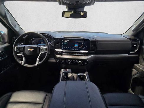 Used 2025 Chevrolet Silverado 1500 LTZ AWD/4WD image 18