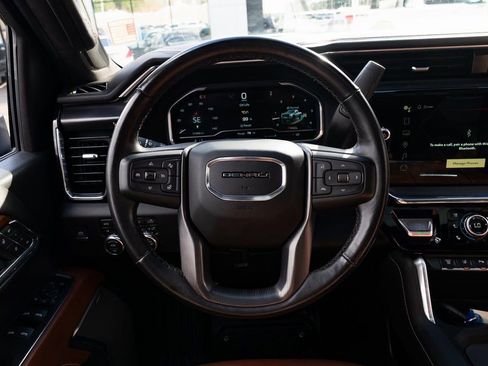 Used 2024 GMC Sierra 3500 Denali Ultimate image 11