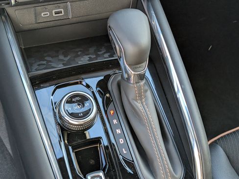 New 2026 GMC Canyon AT4 image 28