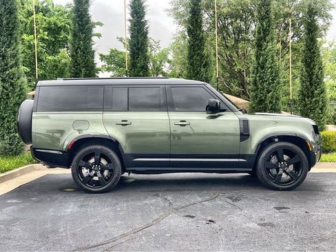 New 2026 Land Rover Defender 130 X-Dynamic SE AWD/4WD image 6
