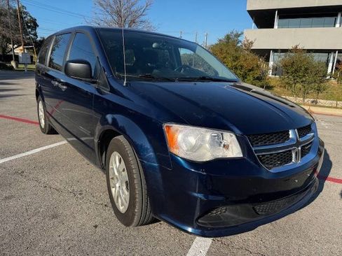 Used 2016 Dodge Grand Caravan American Value Package w/ UConnect Hands-Free Group image 8