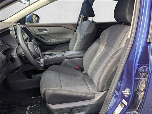 Used 2023 Nissan Rogue SV image 16