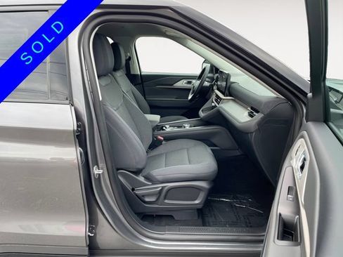 New 2026 Ford Explorer Active AWD/4WD image 15