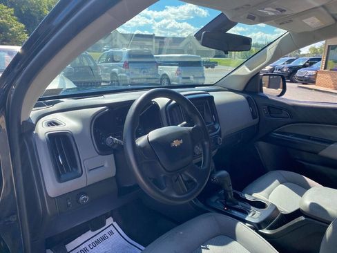 Used 2019 Chevrolet Colorado W/T image 10