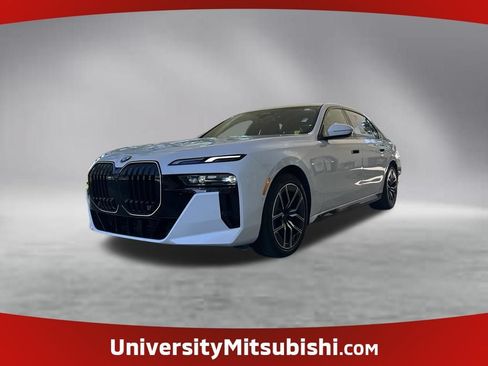 Used 2026 BMW 740i RWD image 1