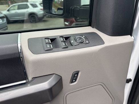 Used 2020 Ford F250 XLT image 17