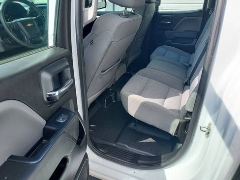 Used 2018 Chevrolet Silverado 1500 W/T AWD/4WD image 16