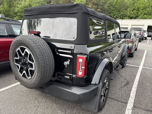 Used 2024 Ford Bronco Outer Banks AWD/4WD image 9