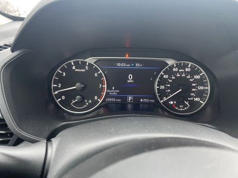 Used 2025 Nissan Altima 2.5 SV image 40