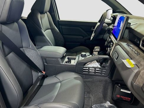 New 2026 Toyota Tacoma Limited AWD/4WD image 26