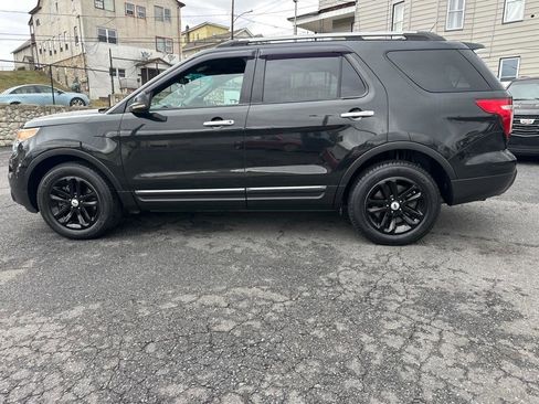 Used 2013 Ford Explorer XLT image 7