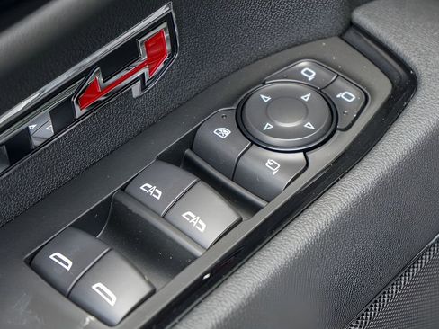 New 2026 GMC Sierra 1500 AT4 w/ AT4 Premium Package AWD/4WD image 17