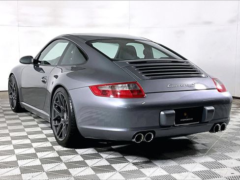 Used 2005 Porsche 911 Carrera S RWD image 3