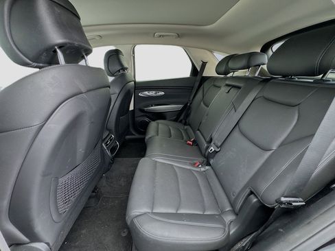 Used 2024 Genesis GV70 2.5T w/ Select Package image 16