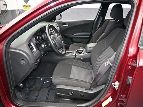 Used 2023 Dodge Charger SXT image 11