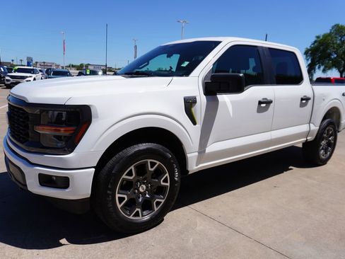 Used 2024 Ford F150 STX AWD/4WD image 3