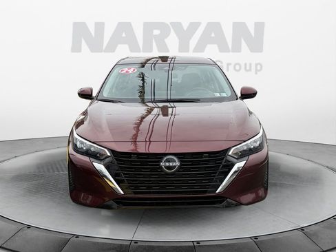 Used 2024 Nissan Sentra SV image 3