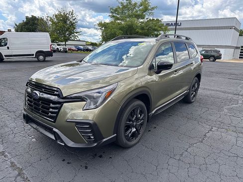 Used 2025 Subaru Ascent Onyx Edition AWD/4WD image 7
