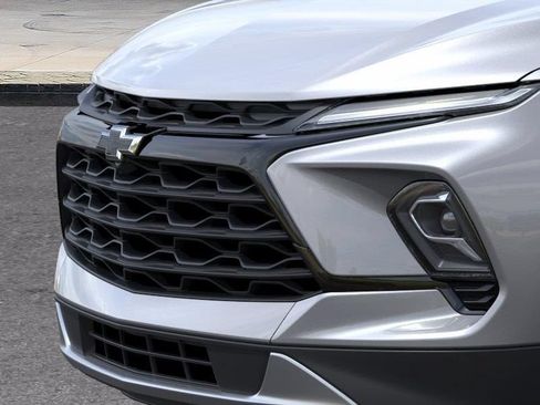 New 2026 Chevrolet Blazer LT w/ Convenience Package FWD image 13