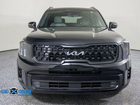 Used 2024 Kia Telluride SX Prestige X-Pro AWD/4WD image 3