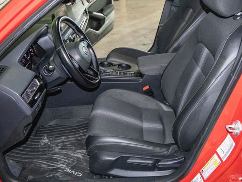 Used 2022 Honda Civic Sport image 7