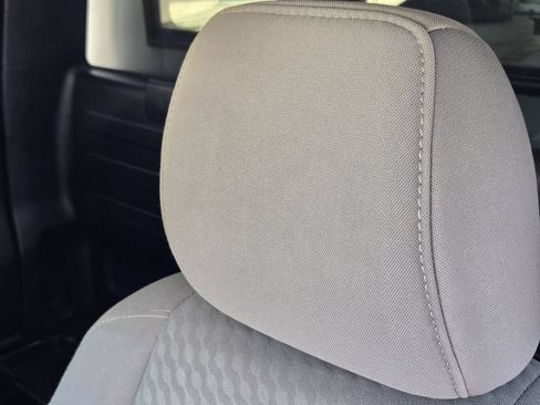 Used 2022 Toyota Tacoma SR RWD image 15
