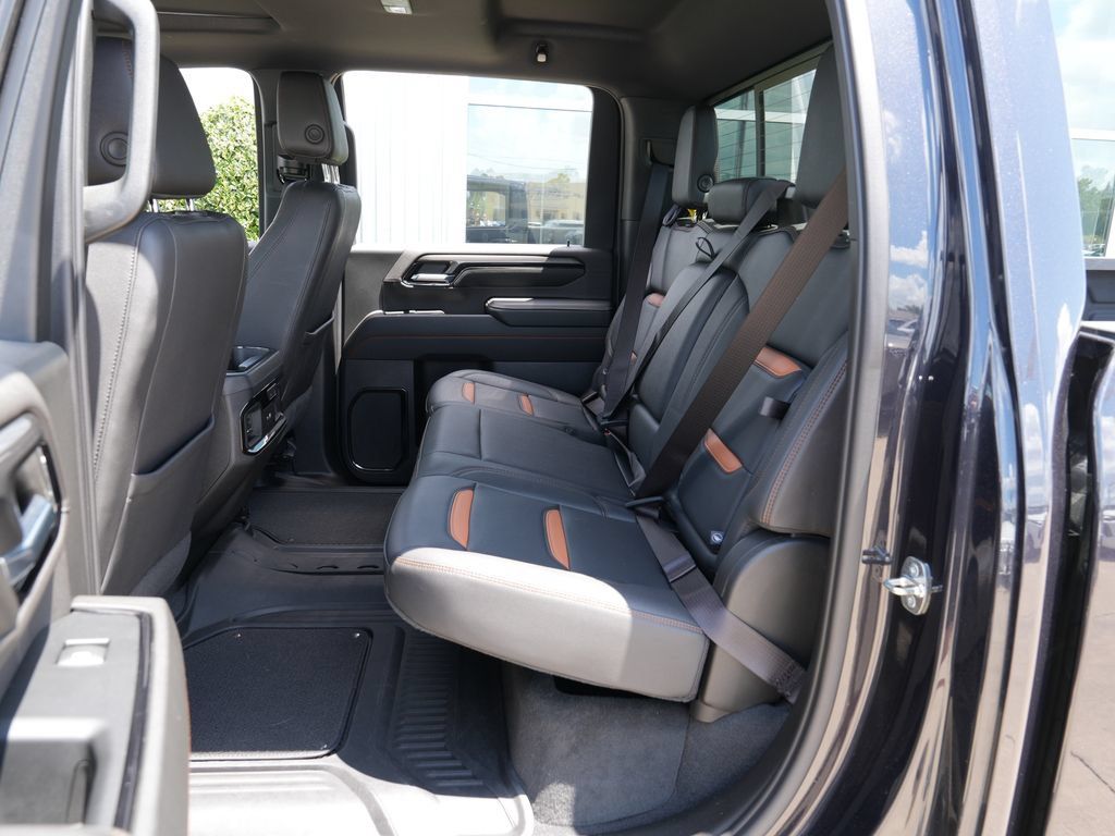 Used 2024 GMC Sierra 2500 AT4 w/ AT4 Premium Plus Package AWD/4WD image 22