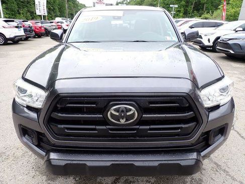 Certified 2019 Toyota Tacoma SR w/ SR Convenience Package AWD/4WD image 12