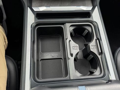 Used 2025 Ford F250 Platinum AWD/4WD image 24