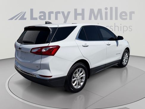 Used 2018 Chevrolet Equinox LT FWD image 5