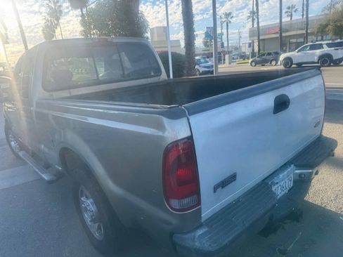 Used 2005 Ford F250 Lariat RWD image 5
