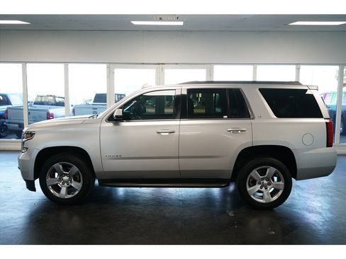 Used 2016 Chevrolet Tahoe LT image 4