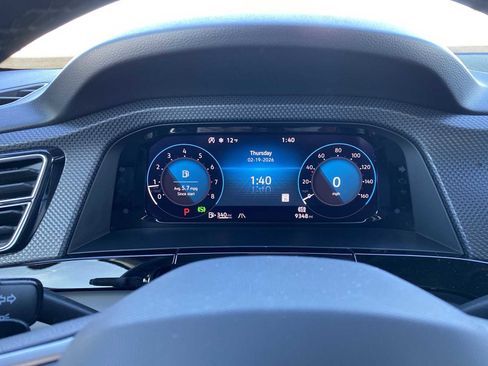 Used 2024 Volkswagen Atlas Cross Sport SEL R-Line image 19