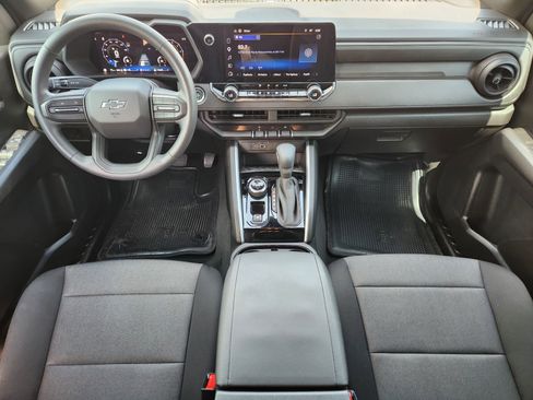 Used 2025 Chevrolet Colorado Trail Boss AWD/4WD image 25