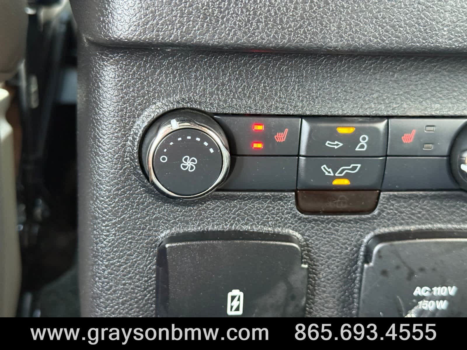 Used 2018 Ford Explorer Limited FWD image 19