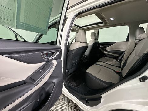 Used 2023 Subaru Forester Limited AWD/4WD image 17