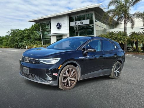 Used 2023 Volkswagen ID.4 Pro S image 1